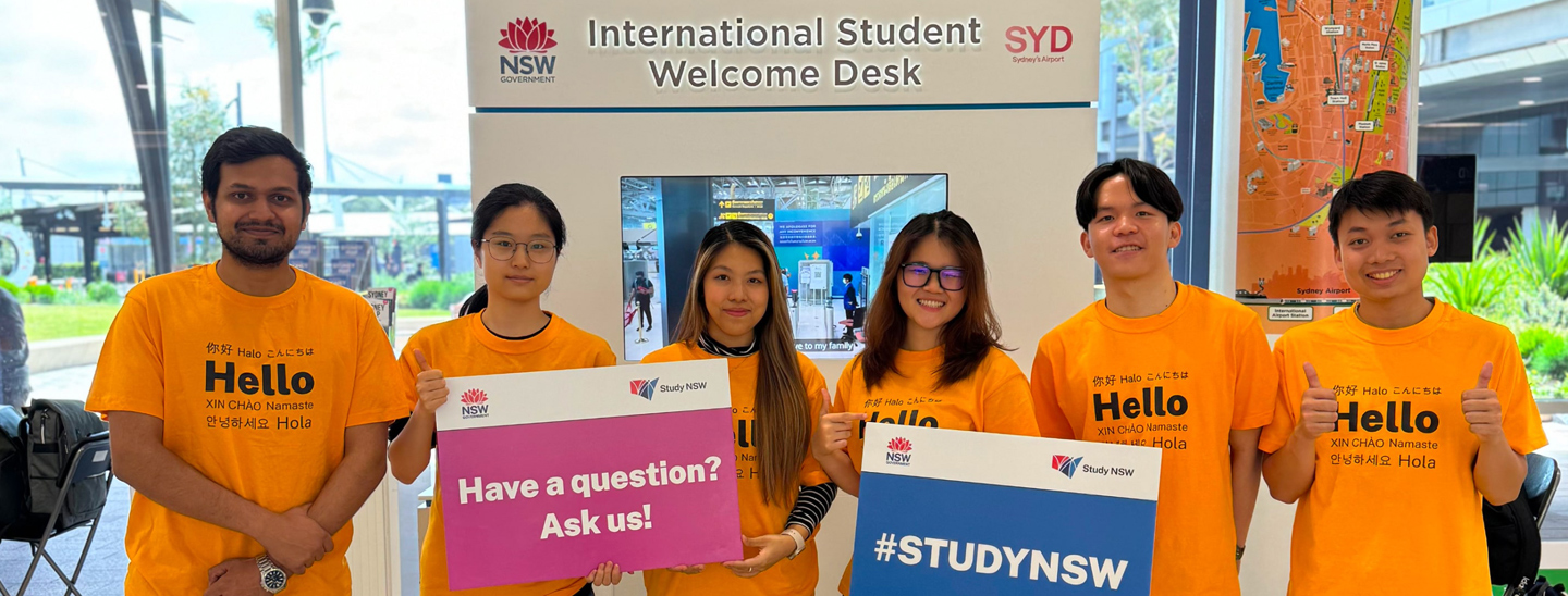 Sydney airport international student desk